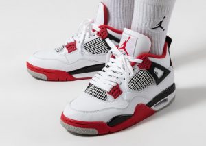 Air Jordan 4